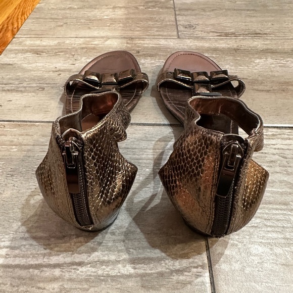 Enzo Angiolini Bronze Sandals - Picture 2 of 5